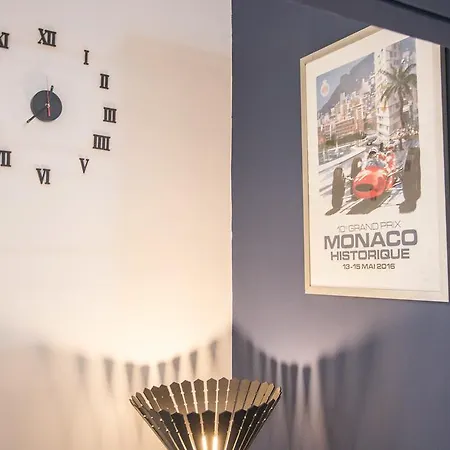 Mezzanine Bleu ロクブリュヌ＝カップ＝マルタン